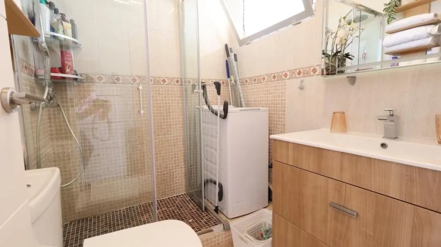 Apartamento de 1 dormitorio en La Veleta, España No. 2332 № 3