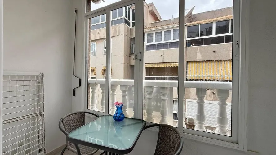 Apartamento de 1 dormitorio en Torrevieja, España No. 2270 № 6