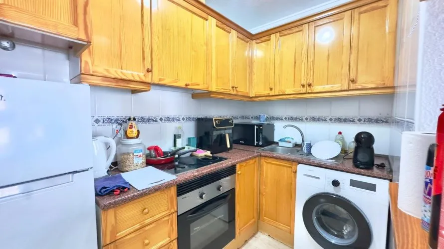 Apartamento de 1 dormitorio en Torrevieja, España No. 2340 № 16