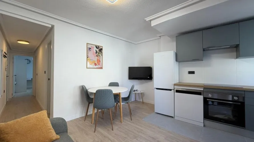 Apartamento de 2 dormitorios en Torrevieja, España No. 2316 № 7