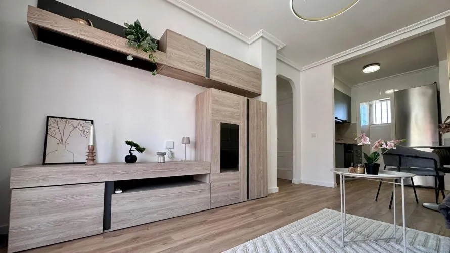 Apartamento de 2 dormitorios en Torrevieja, España No. 2074 № 13
