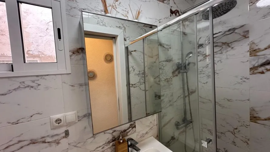 Apartamento de 2 dormitorios en Alicante, España No. 2287 № 13