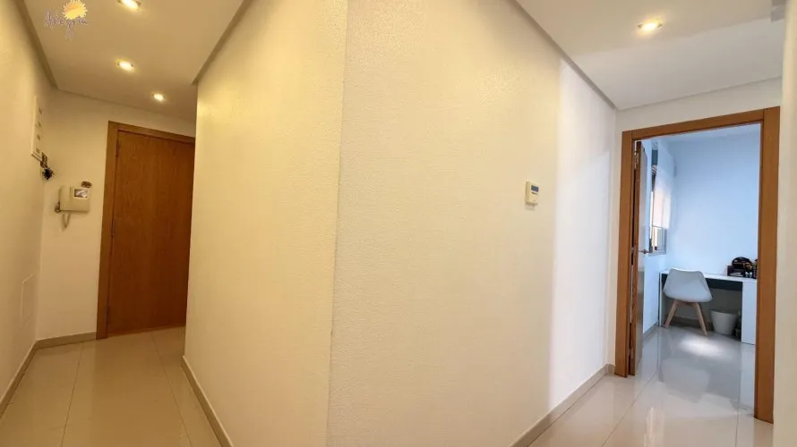 Apartamento de 1 dormitorio en Torrevieja, España No. 2326 № 9