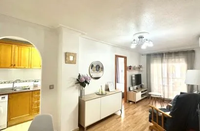 Apartamento de 58m² en Torrevieja, España No. 2308