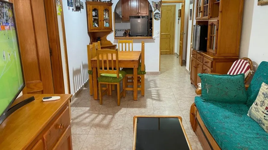 Apartamento de 2 dormitorios en Torrevieja, España No. 2212 № 14
