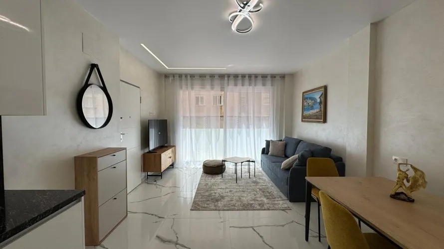 Apartamento de 2 dormitorios en Torrevieja, España No. 2037 № 9