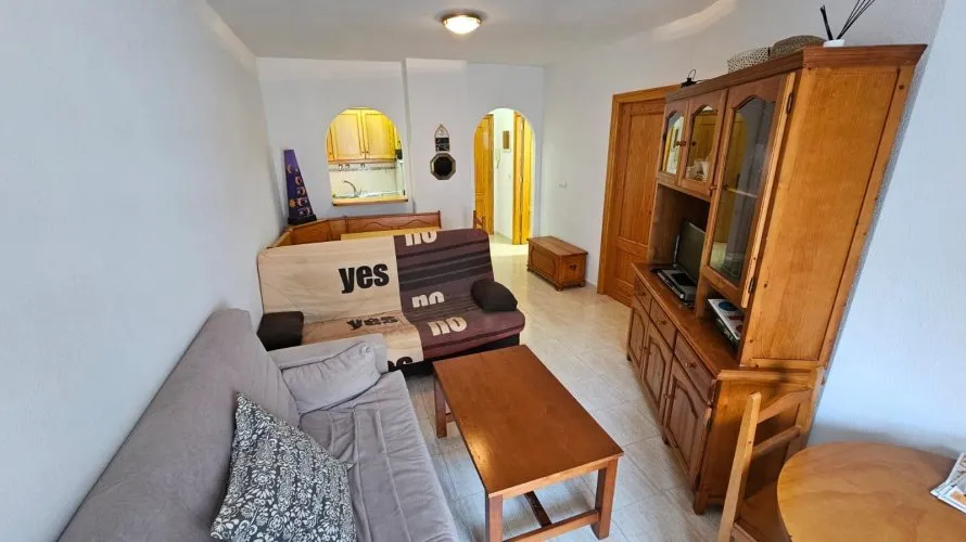 Apartamento de 1 dormitorio en Torrevieja, España No. 2304 № 14