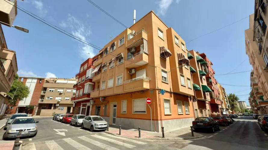Apartamento de 1 dormitorio en La Florida, España No. 2194 № 10