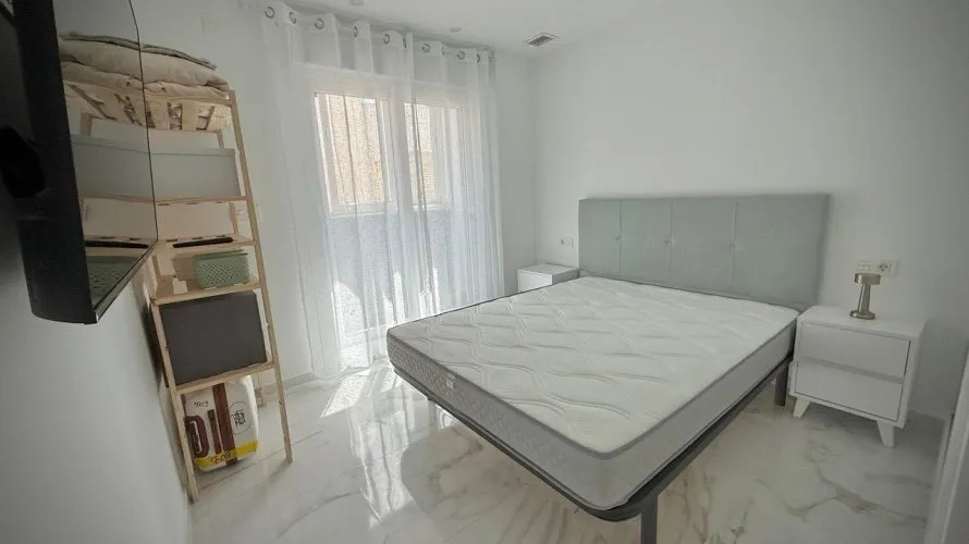 Apartamento de 1 dormitorio en Torrevieja, España No. 2370 № 10