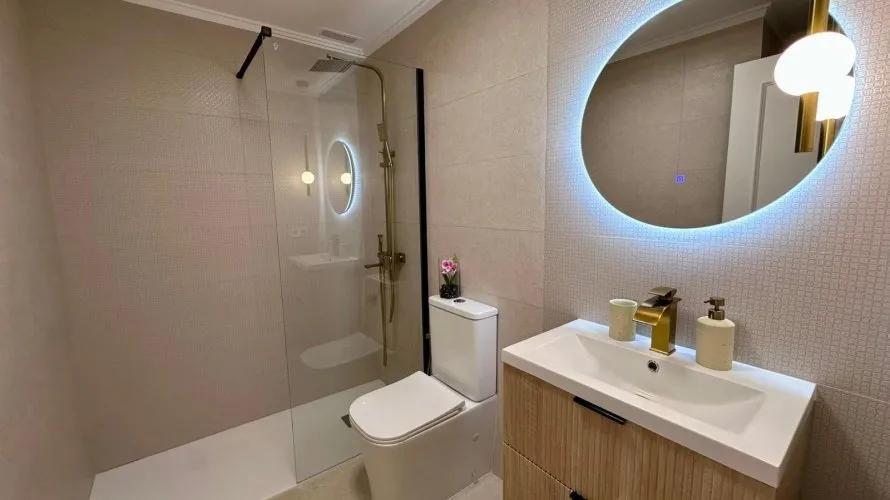 Apartamento de 2 dormitorios en Torrevieja, España No. 2143 № 9
