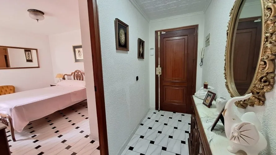 Apartamento de 1 dormitorio en Torrevieja, España No. 2257 № 12