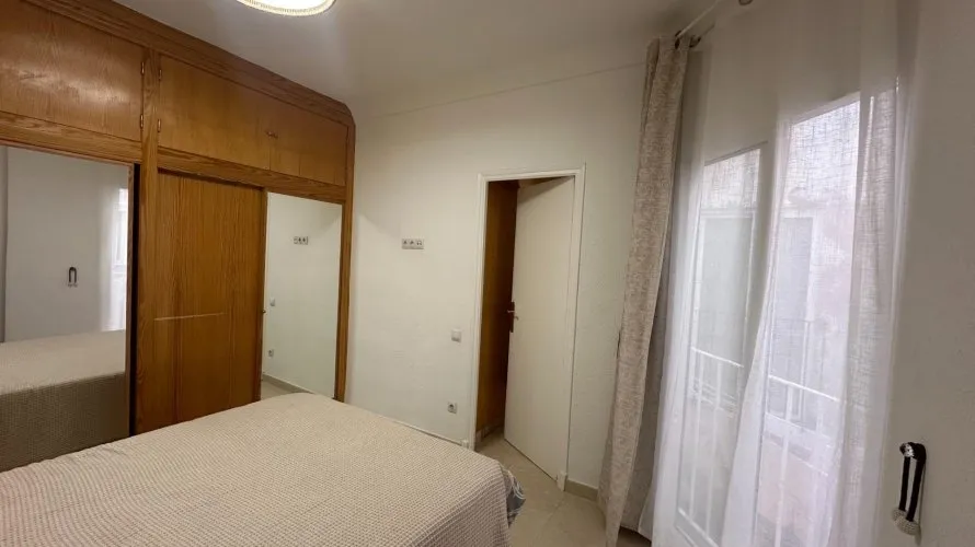 Apartamento de 2 dormitorios en Alicante, España No. 2287 № 19
