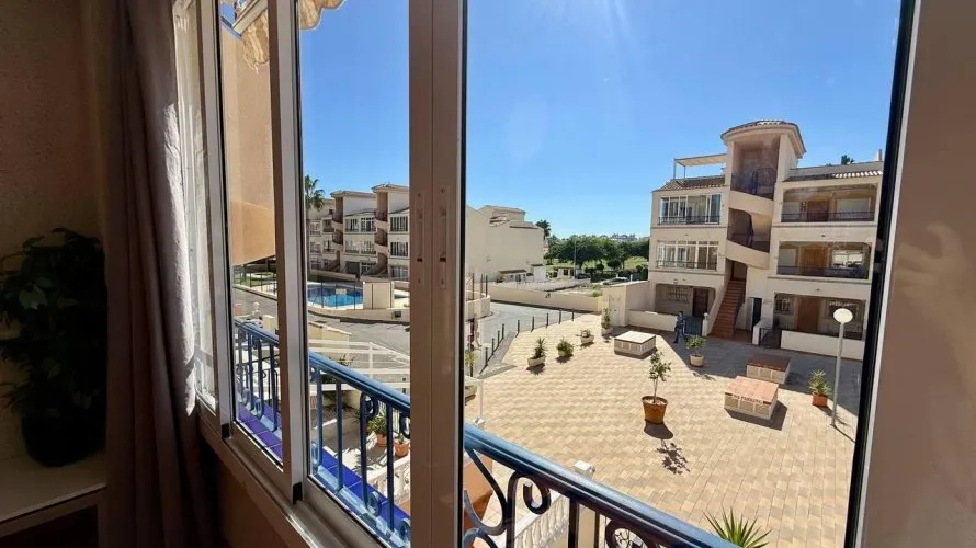 Apartamento de 2 dormitorios en Orihuela, España No. 2222 № 20