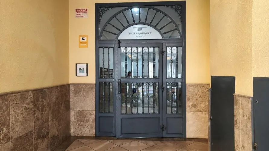 Apartamento de 2 dormitorios en Torrevieja, España No. 2352 № 26