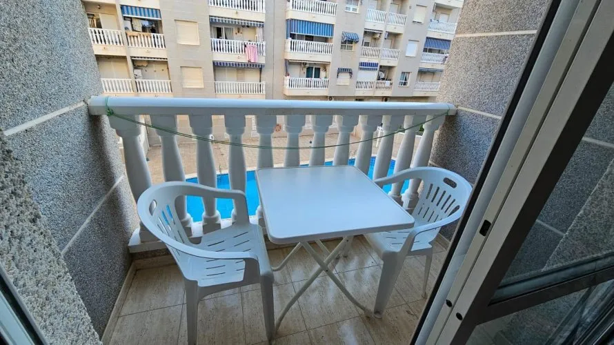 Apartamento de 1 dormitorio en Torrevieja, España No. 2304 № 18