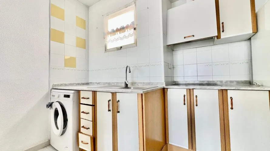 Ático de 1 dormitorio en Torrevieja, España No. 2265 № 4