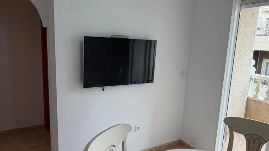 Apartamento de 61m² en Torrevieja, España No. 2317 № 8