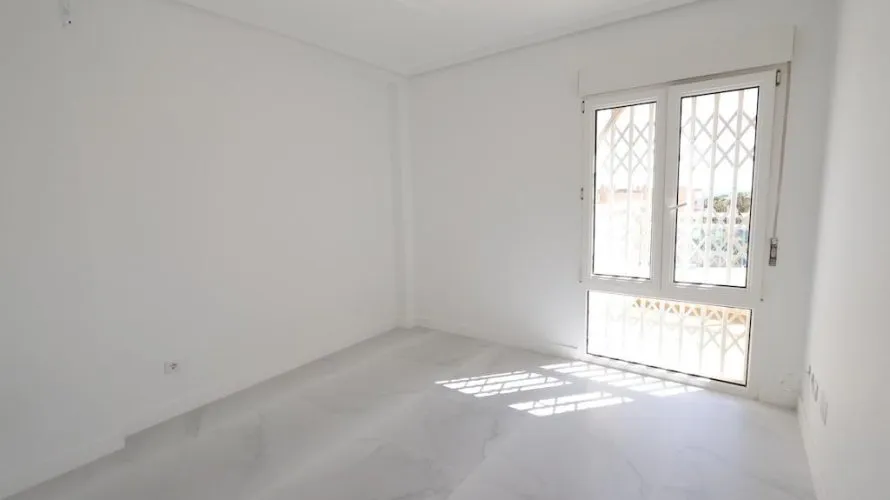 Ático de 2 dormitorios en Cabo Roig, España No. 2086 № 10