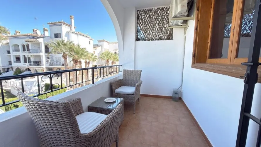 Apartamento de 2 dormitorios en Villamartin, España No. 2302 № 18