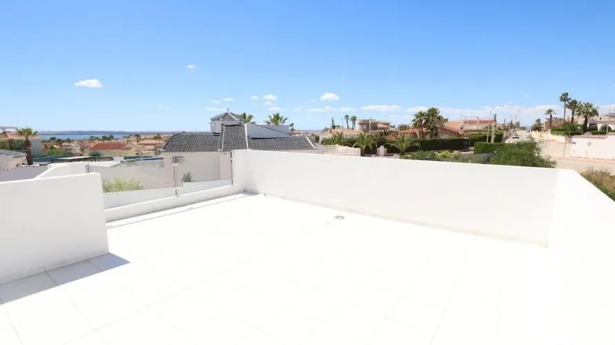 Apartamento de 3 dormitorios en Rojales, España No. 2001 № 7