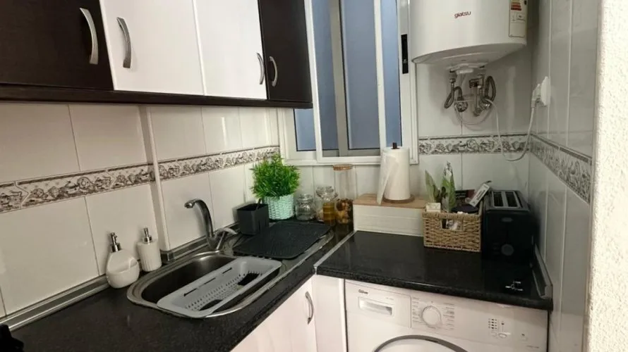 Apartamento de 1 dormitorio en Torrevieja, España No. 2269 № 6