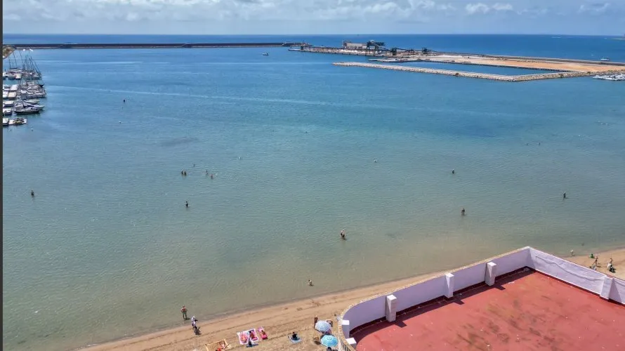 Apartamento de 83m² en Torrevieja, España No. 2128