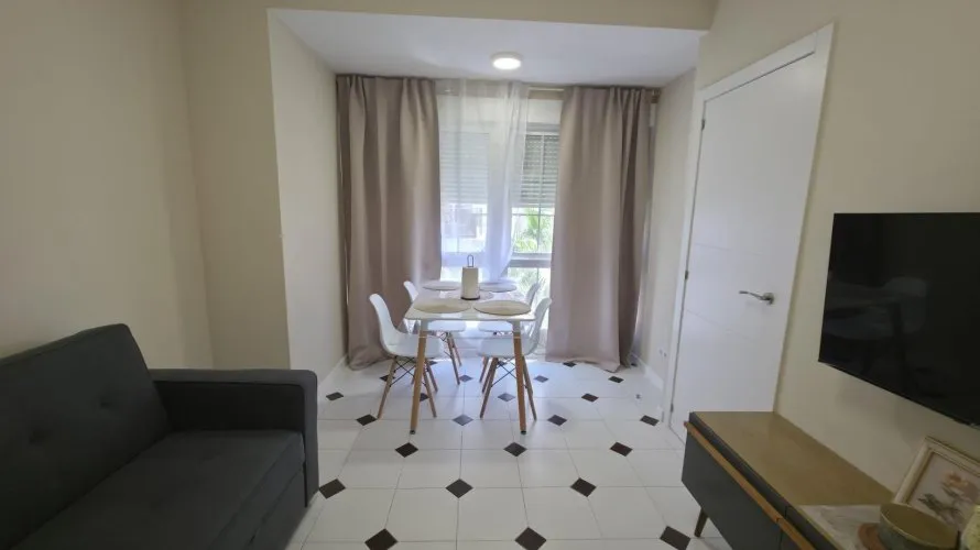 Apartamento de 3 dormitorios en Torrevieja, España No. 2038 № 6