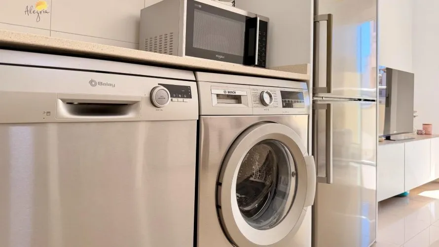Apartamento de 1 dormitorio en Torrevieja, España No. 2326 № 15