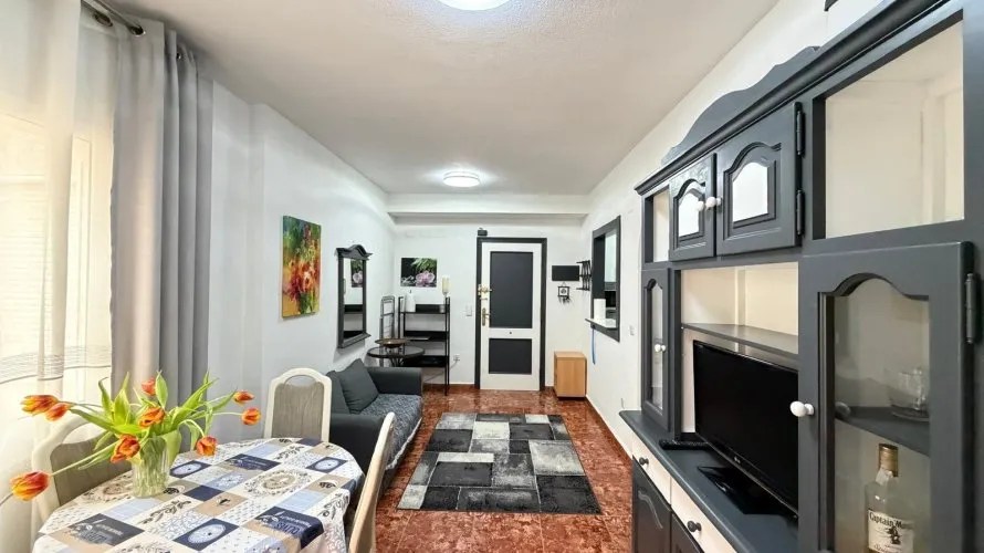 Apartamento de 1 dormitorio en Torrevieja, España No. 2253 № 23