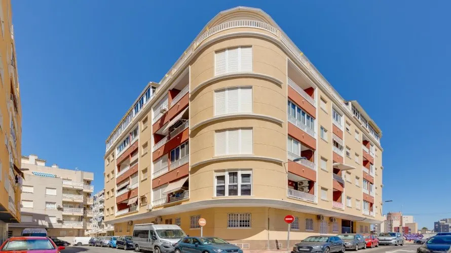 Apartamento de 54m² en Torrevieja, España No. 2246
