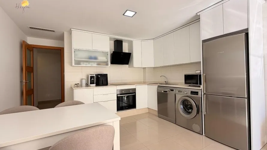 Apartamento de 1 dormitorio en Torrevieja, España No. 2326 № 16