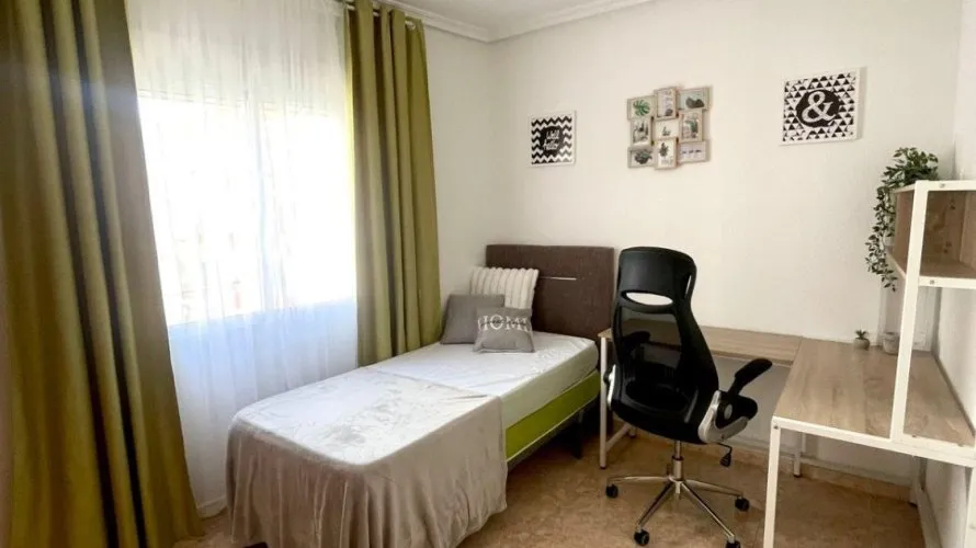 Apartamento de 1 dormitorio en Torrevieja, España No. 2258 № 5