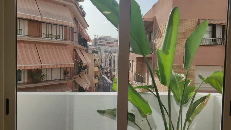 Apartamento de 2 dormitorios en Alicante, España No. 2082 № 23