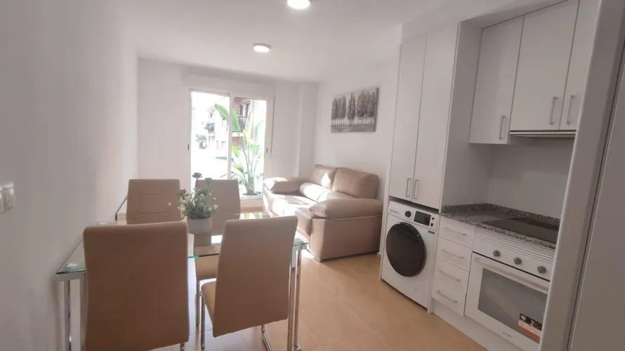 Apartamento de 2 dormitorios en Alicante, España No. 2082 № 6
