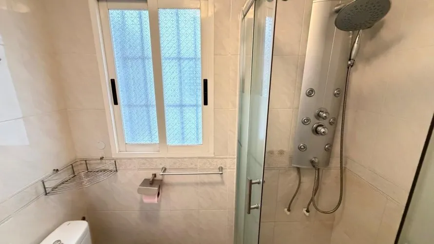 Apartamento de 1 dormitorio en Torrevieja, España No. 2217 № 17