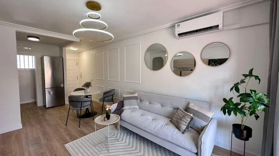 Apartamento de 2 dormitorios en Torrevieja, España No. 2074 № 26