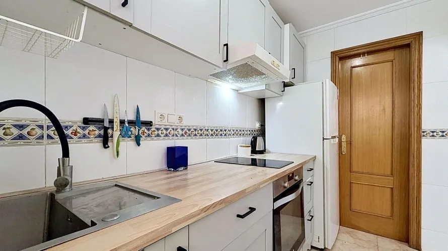 Apartamento de 1 dormitorio en Torrevieja, España No. 2493 № 4