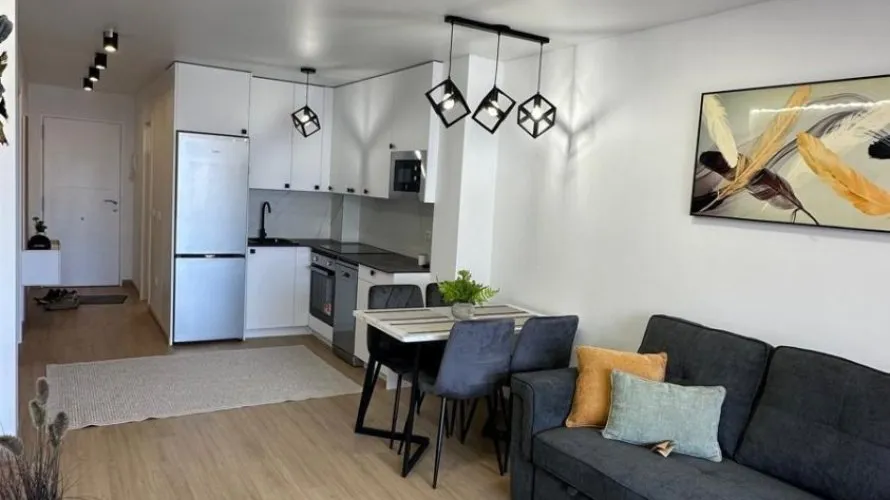 Apartamento de 1 dormitorio en Torrevieja, España No. 2508 № 1