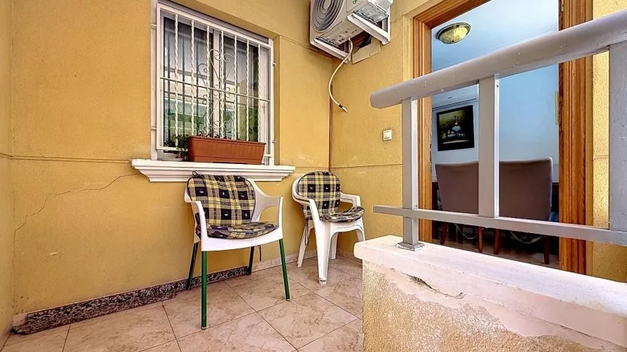 Apartamento de 1 dormitorio en Torrevieja, España No. 2493 № 12