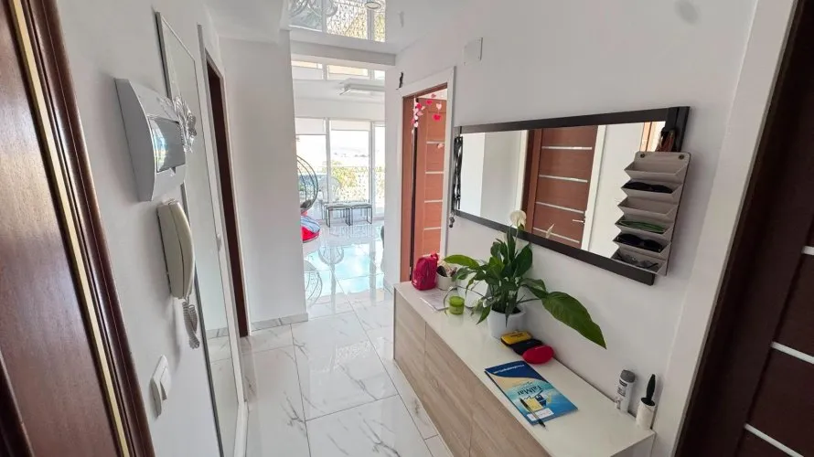 Apartamento de 2 dormitorios en Torrevieja, España No. 2470 № 22