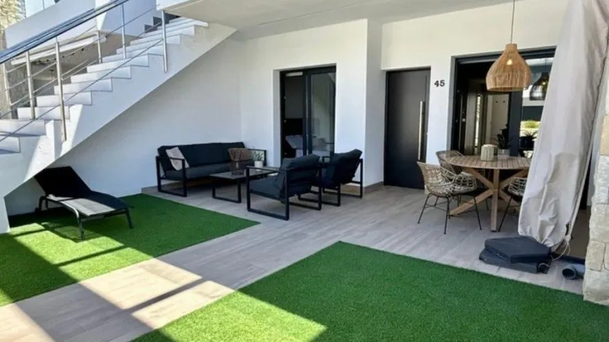 Apartamento de en Torrevieja, España No. 2438 № 12