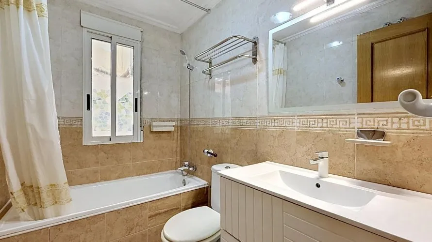Apartamento de 1 dormitorio en Torrevieja, España No. 2493 № 9