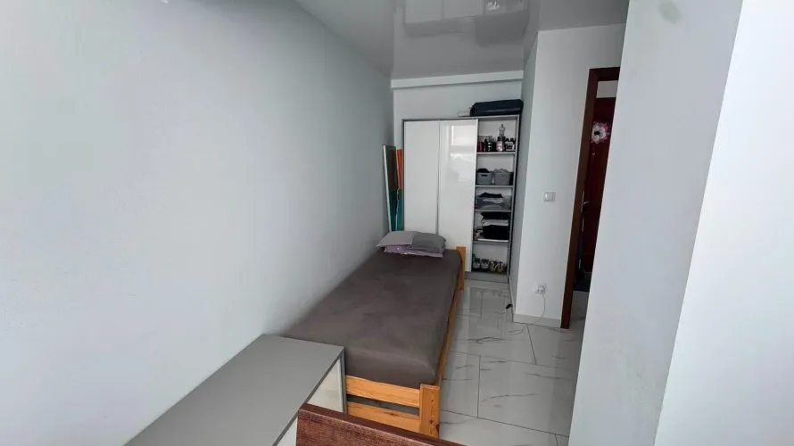 Apartamento de 2 dormitorios en Torrevieja, España No. 2470 № 2