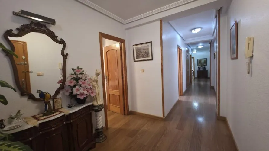 Apartamento de 3 dormitorios en Torrevieja, España No. 2446 № 23