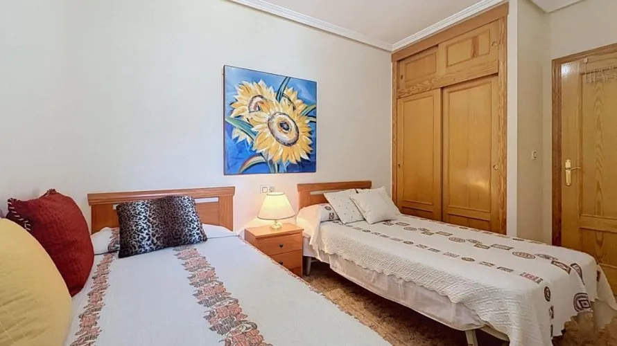Apartamento de 3 dormitorios en Torrevieja, España No. 2514 № 8