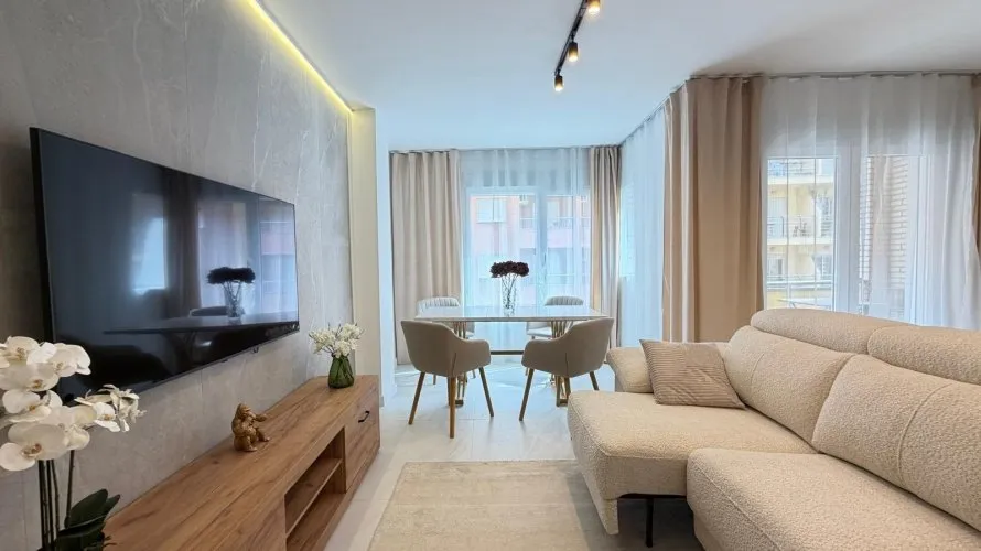 Apartamento de 4 dormitorios en Torrevieja, España No. 2516 № 1