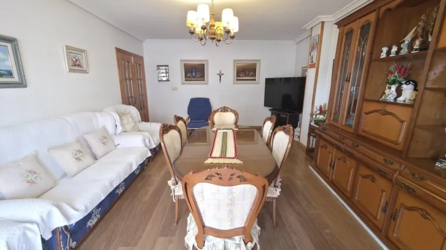 Apartamento de 3 dormitorios en Torrevieja, España No. 2446 № 10