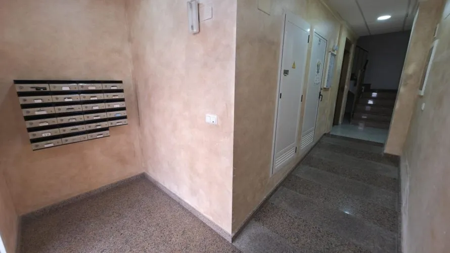 Apartamento de 1 dormitorio en Torrevieja, España No. 2447