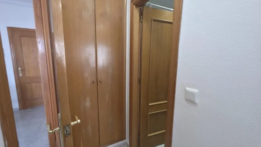 Apartamento de 1 dormitorio en Torrevieja, España No. 2447 № 7