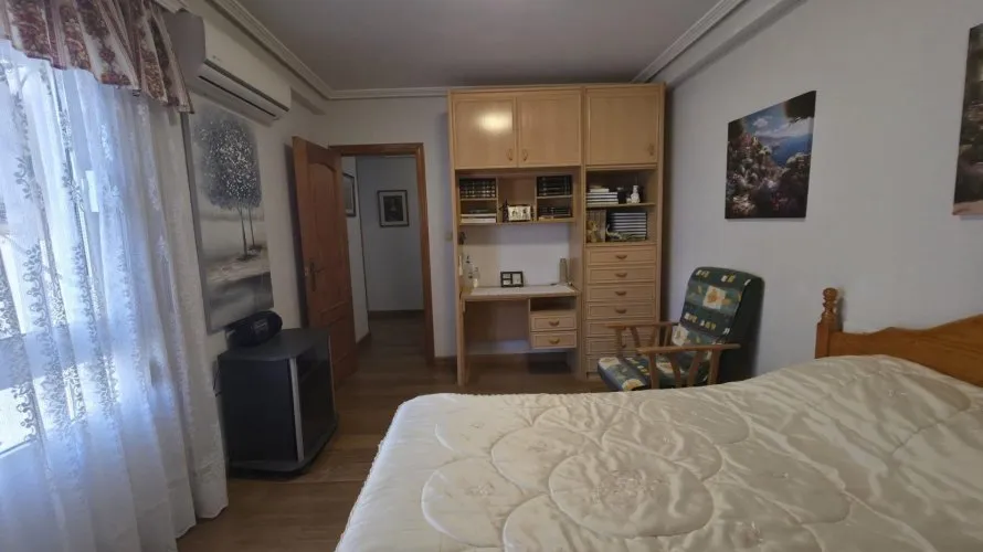 Apartamento de 3 dormitorios en Torrevieja, España No. 2446 № 26